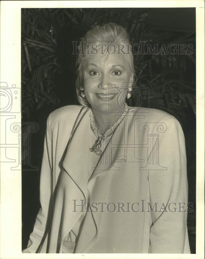 1989 Press Photo Eileen Kops of Young Audiences - Historic Images