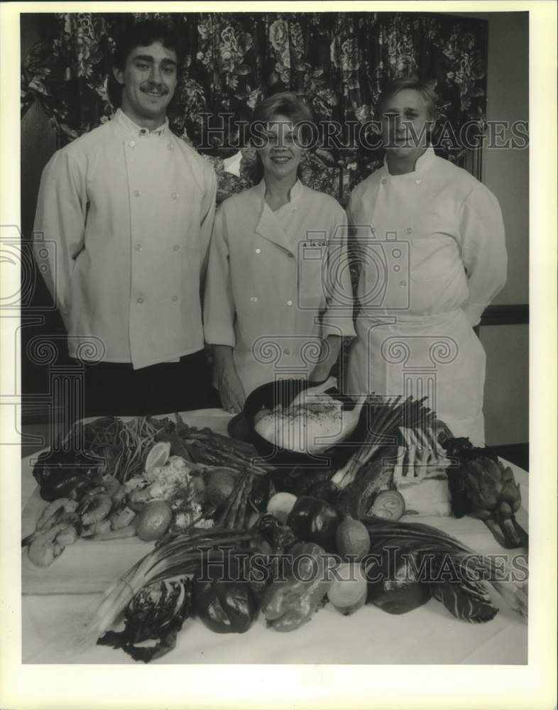 1991 Press Photo Chefs John Bonham, Christine Schmitz, and Kim Kringlie - Historic Images