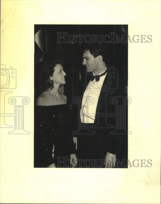1989 Press Photo Anne Sunkel & Roy Kryszak at the Sweet Arts Ball - Historic Images