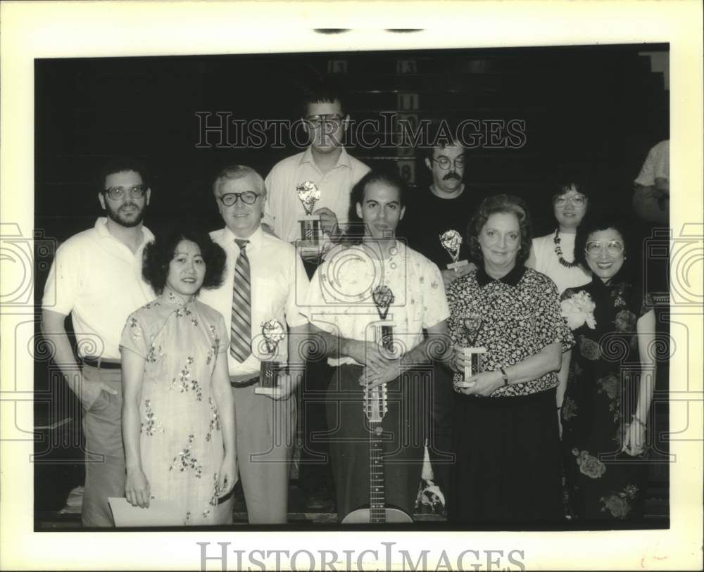 1989 Press Photo New Orleanians &amp; Chinese American graduates of Grace King High - Historic Images