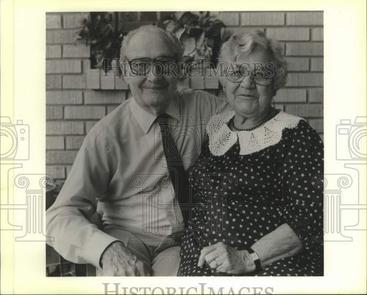 1989 Press Photo Carl and Linda Kuby Celebrate 65th Wedding Anniversary - Historic Images