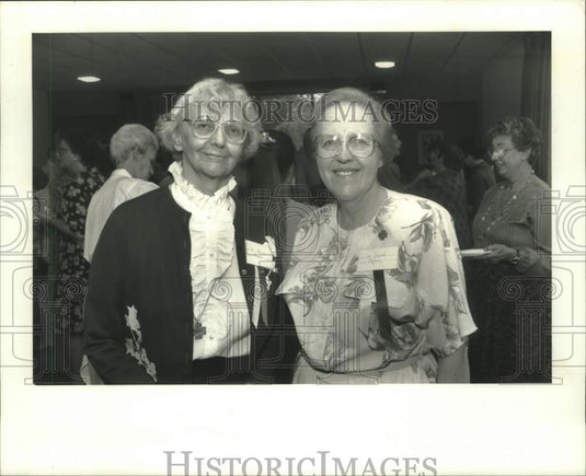 1992 Press Photo Sister Rosalie Ambler & Sister Lucille Kunz retreat house. - Historic Images