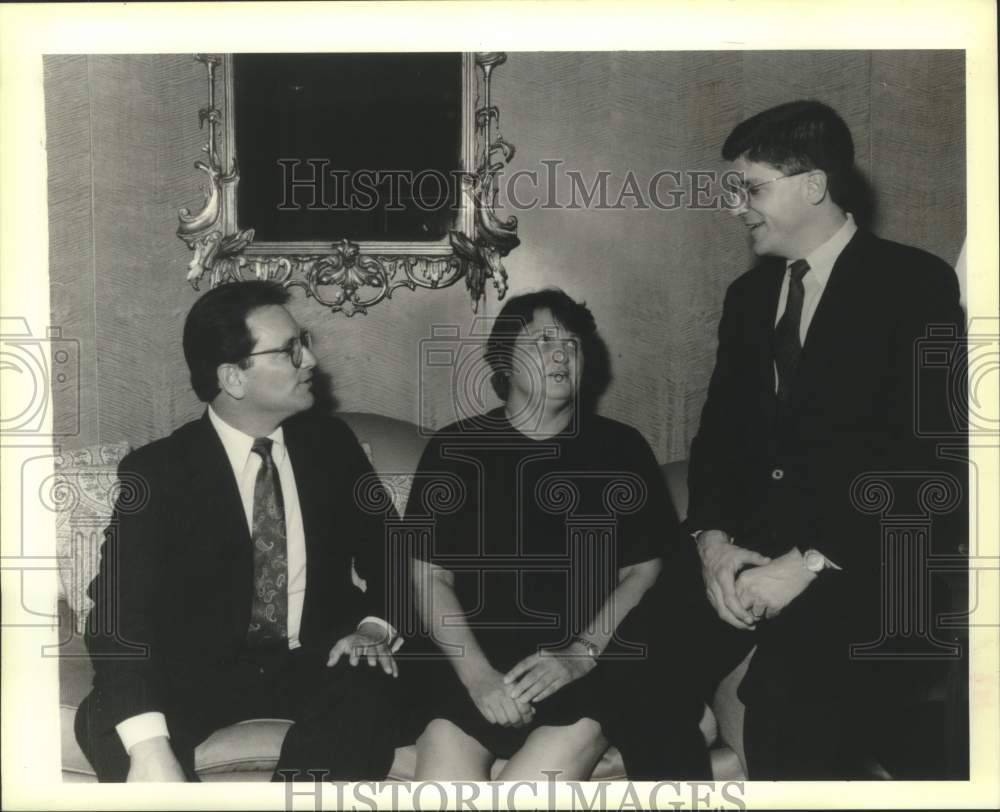 1990 Press Photo Attendees at DePaul Installation Dinner - Historic Images