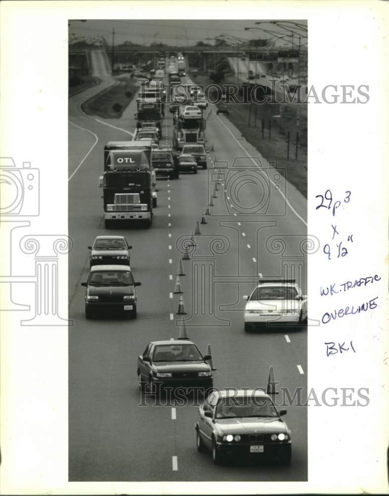 1994 Press Photo Traffic heading East on Interstate 10 backed up to parish line - Historic Images