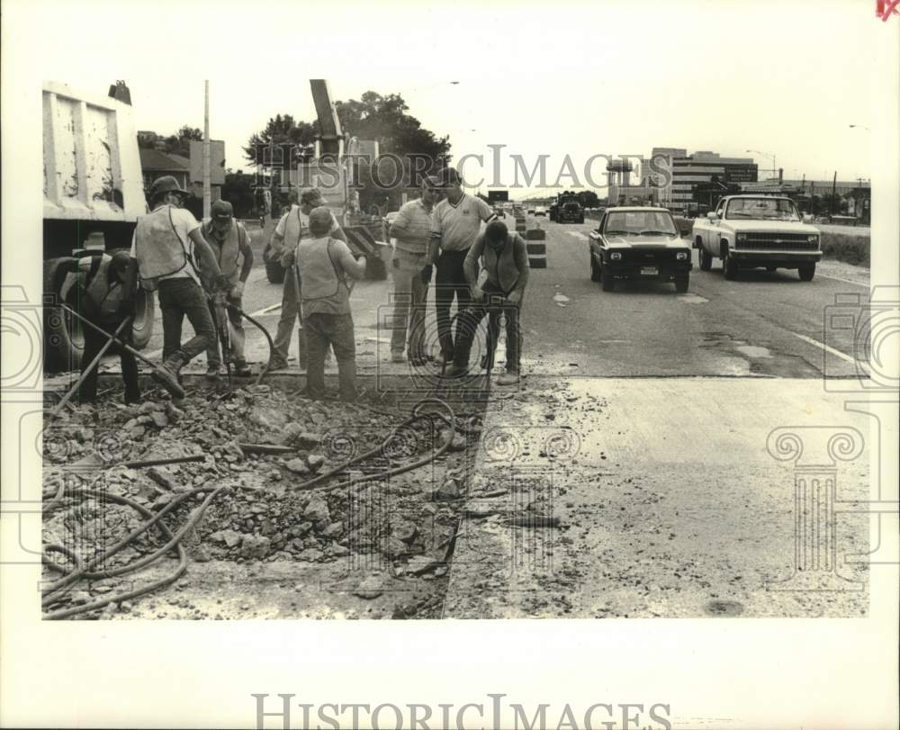 1987 Press Photo Interstate 10 repair work, westbound before Cleary Overpass - Historic Images