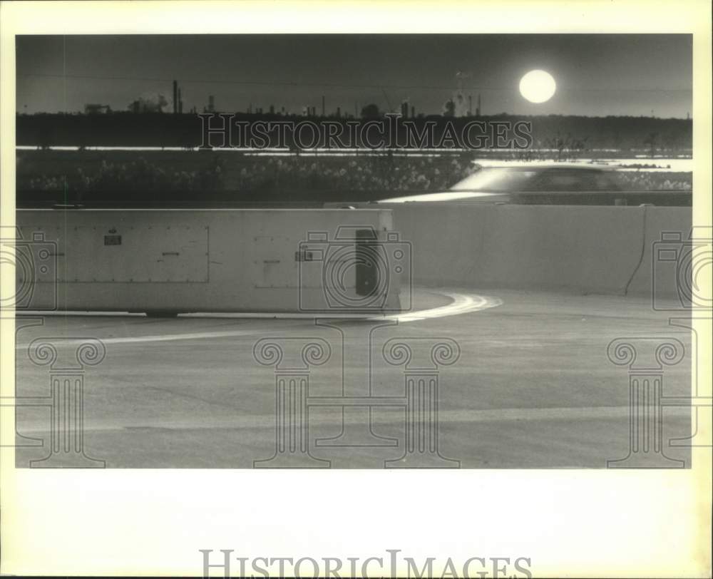 1991 Press Photo Crossovers on the I-10 12 mile span between Kenner and LaPlace - Historic Images