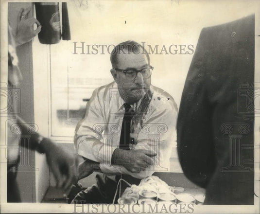 1969 Lester J. Hubbell of A&P supermarket, victim of holdup robbery-Historic Images