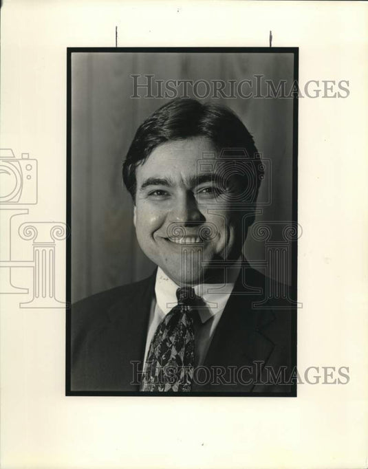 1992 Press Photo Businessman Walter Leger - Historic Images