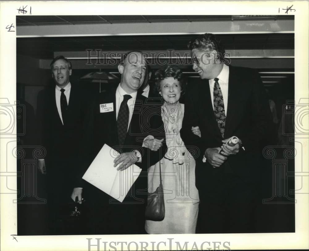 1990 Press Photo Lansing B. Lee, Lindy Boggs and Sidney arrive in New Orleans - Historic Images