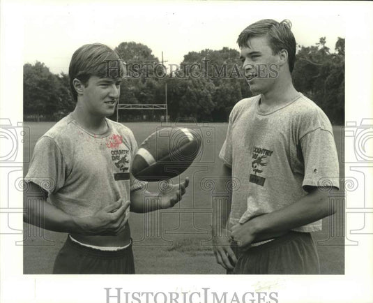 1989 Press Photo Football players Michael LeBourgeous and Robbie Little - Historic Images