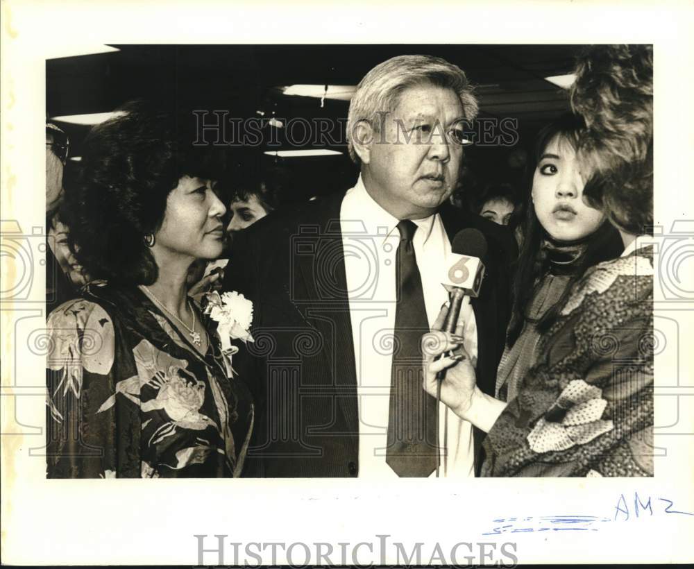 1987 Press Photo Sheriff Harry Lee and his family - Historic Images