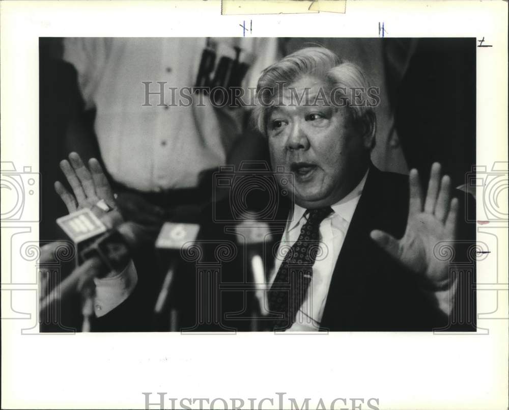 1990 Press Photo Jefferson Parish Sheriff Harry Lee press conference- Febre Case - Historic Images