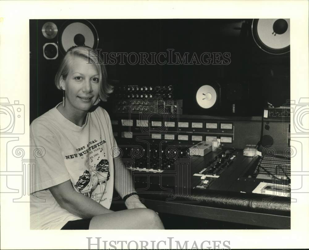 1989 Press Photo Belinda Legg organized New Music Festival in Lafreniere Park - Historic Images