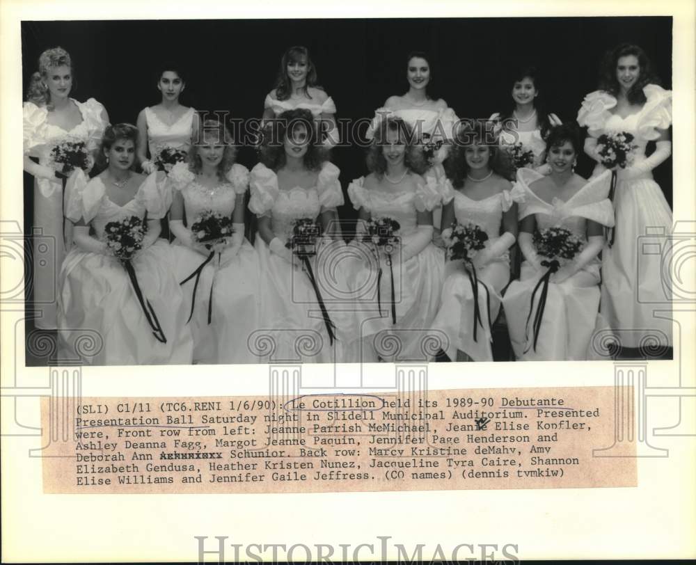 1990 Press Photo Participants of Le Cotillion&#39;s Debutante Presentation Ball - Historic Images