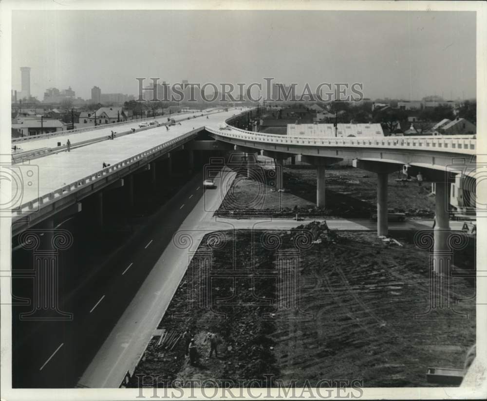 1968 View of Interstate 10 from St. Bernard avenue-Historic Images