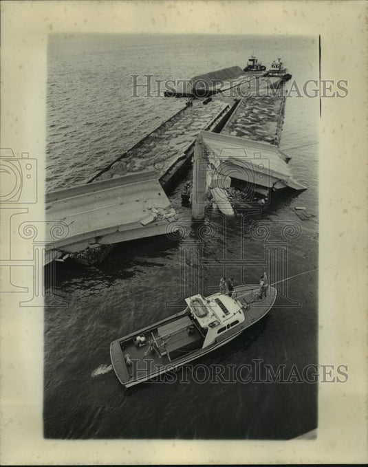 1974 Lake Pontchartrain Barge Crash - large pieces of causeway towed - Historic Images