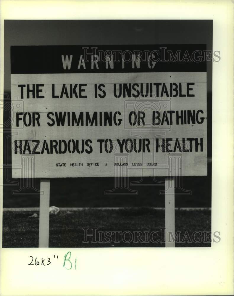 1989 Press Photo A sign along Lakeshore Drive at Lake Pontchartrain - Historic Images