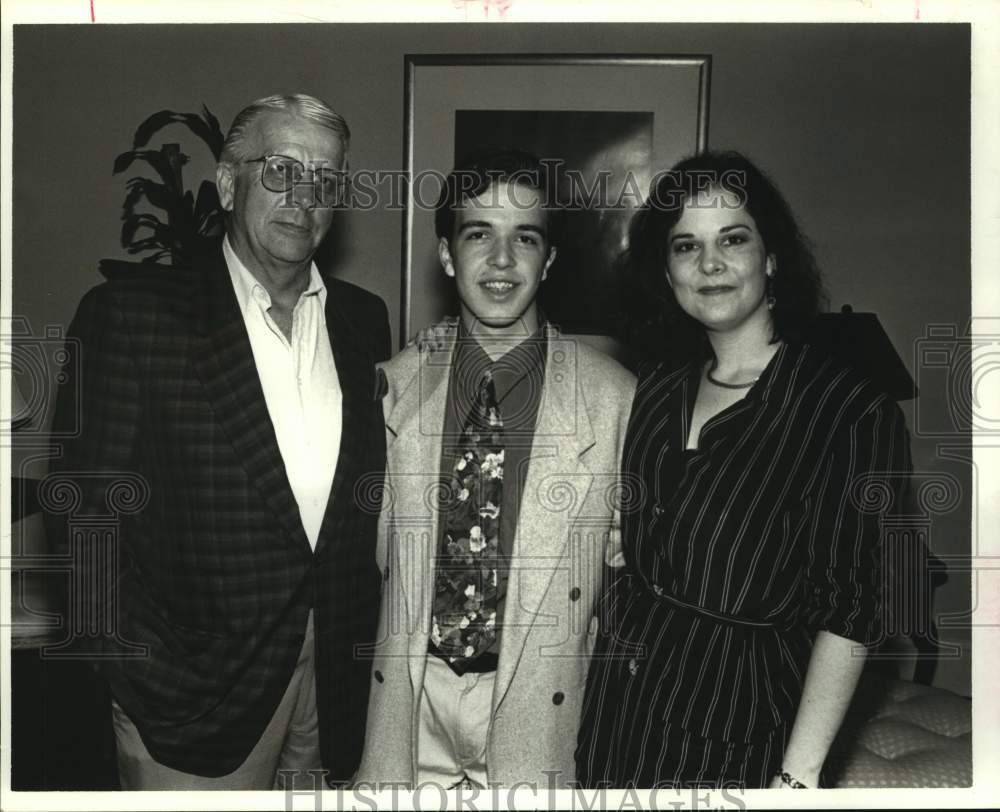 1994 Press Photo Scott Klock, Mervin L. Trail, and Debbie Etz - Historic Images