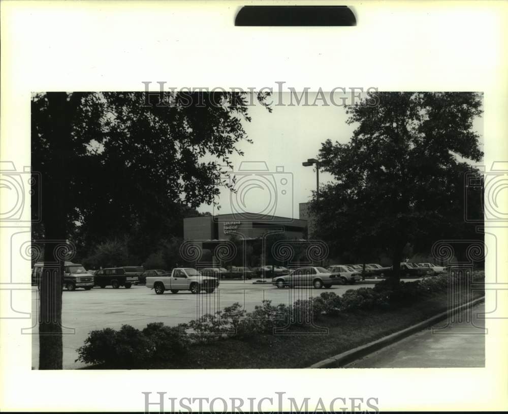 1993 Press Photo Front entrance of Lakeland Medical Center - Historic Images