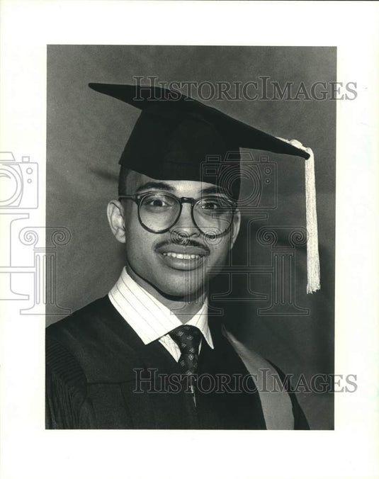 1988 Press Photo Ernest Kinchen received Peery Award from Tulane University - Historic Images