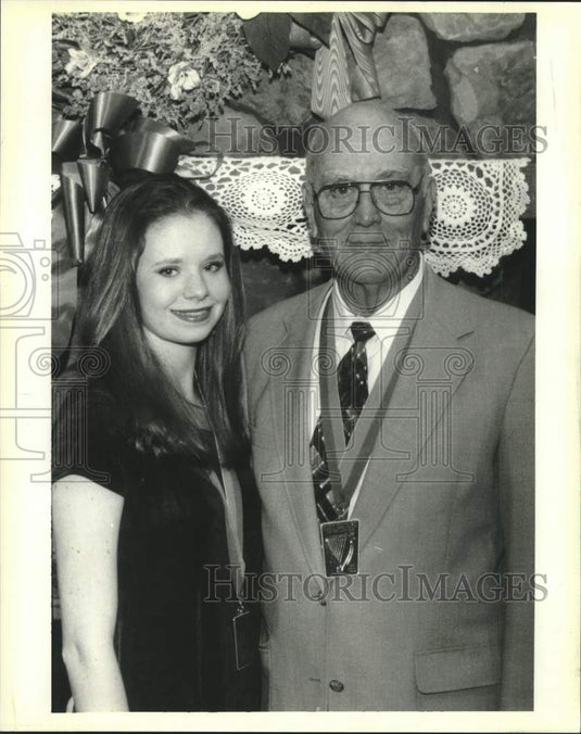 1995 Press Photo St Patrick-Grand Marshall Robert Jennings & Queen Erin Rafferty - Historic Images