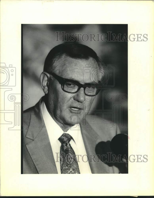 1990 Press Photo Congressional Candidate Roger C. "Captain" Johnson - Historic Images