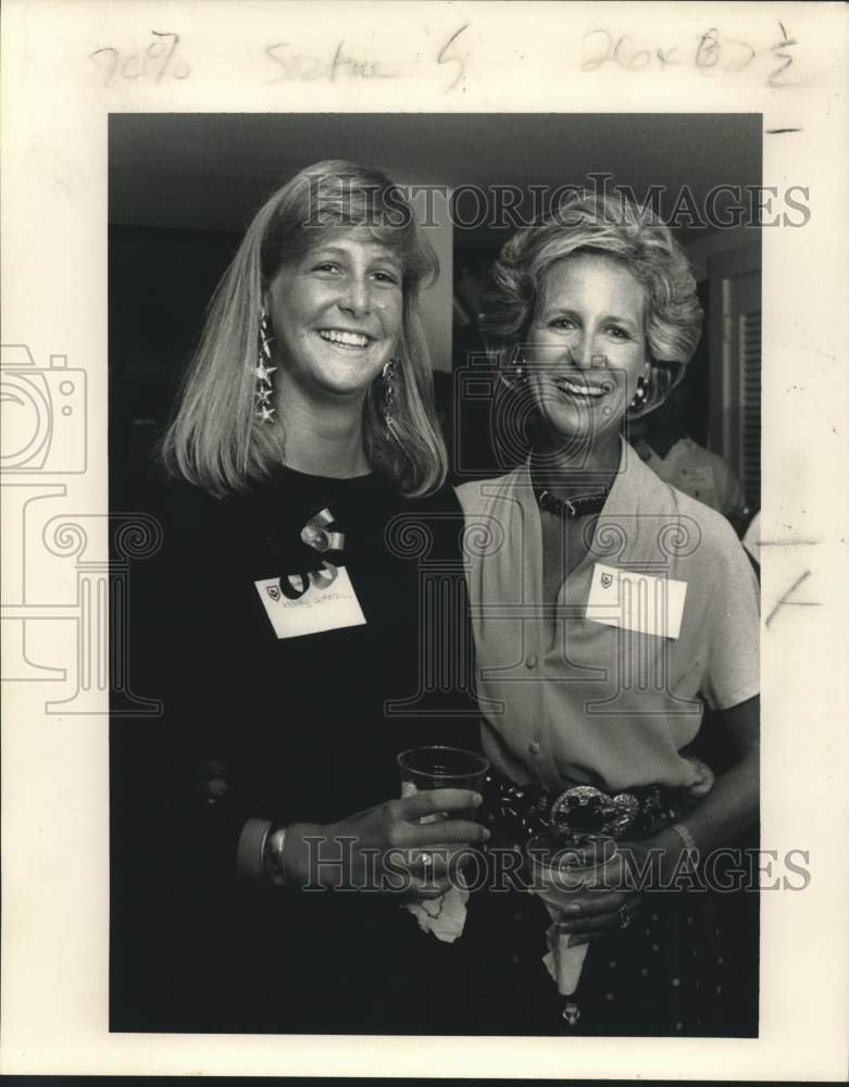 1992 Press Photo Kelley and Susan Johnson - Vanderbilt Reunion - Historic Images