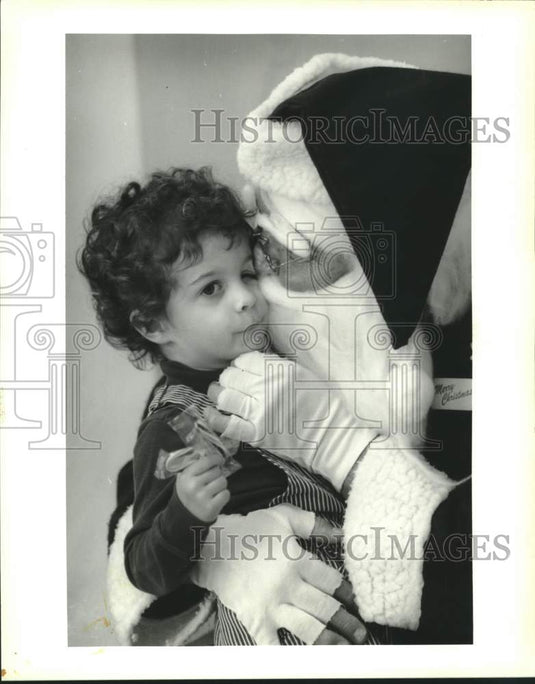1993 Press Photo Blake Johnston with Santa Clause at Post Office in Metairie - Historic Images
