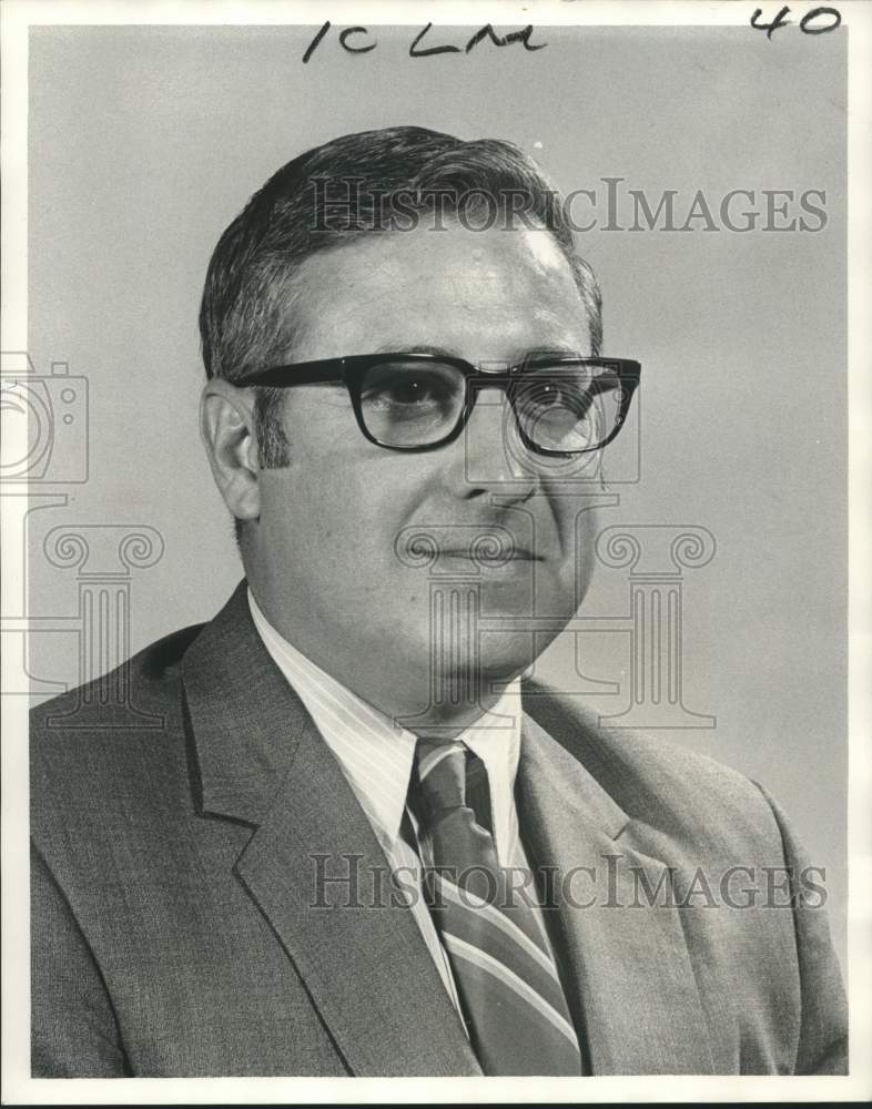 Press Photo Lester S. Key Jr., National advertising manager - Historic Images