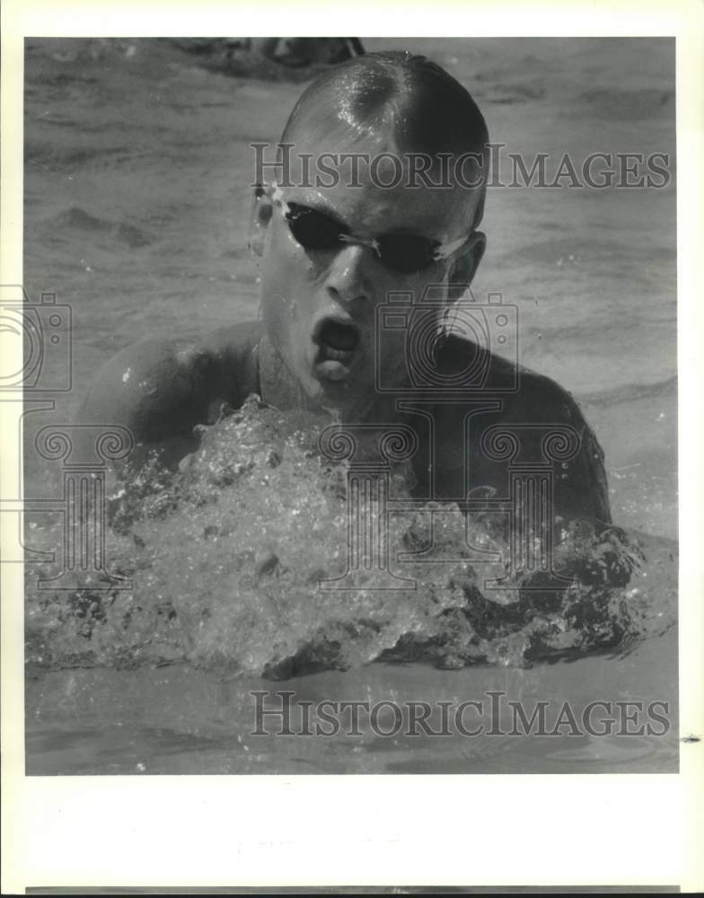 1991 Press Photo David Kesinger practices the breaststroke - Historic Images