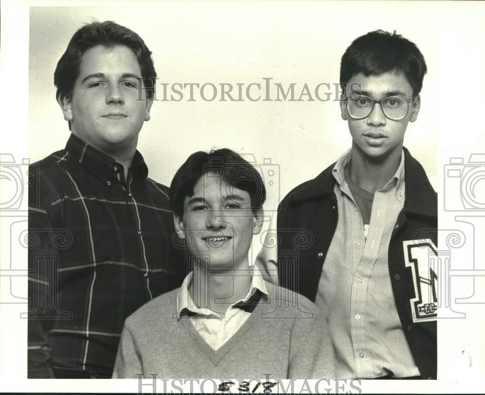 1987 Press Photo Three Young Men To Play Jeopardy Game Show On Television - Historic Images