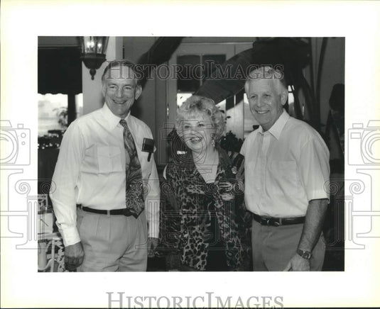 1994 Press Photo Sen. Bennett Johnson, Diane & Joe Mackenzie at Audubon Affair - Historic Images