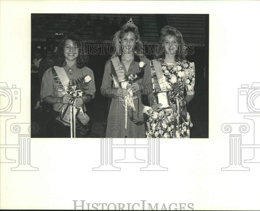 1990 Press Photo Homecoming queen & court at St. Peter School in Reserve - Historic Images