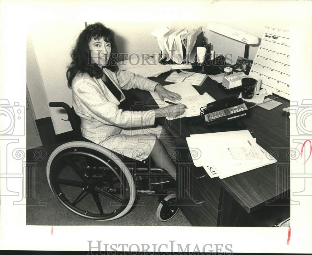 1989 Press Photo Patricia Johnson- Advocacy Center for the Elderly &amp; Handicapped - Historic Images