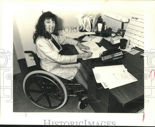 1989 Press Photo Patricia Johnson- Advocacy Center for the Elderly & Handicapped - Historic Images