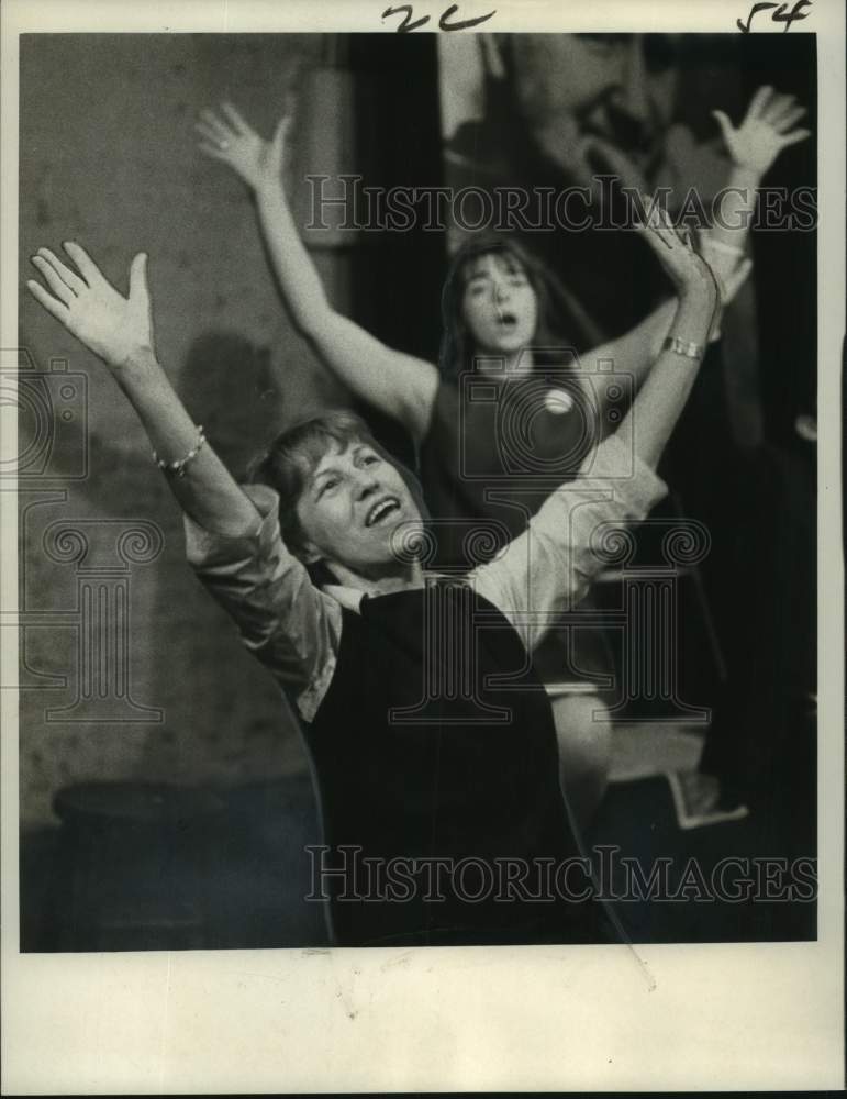 1963 Lotte Lenya is touring in Brecht on Brecht - Historic Images