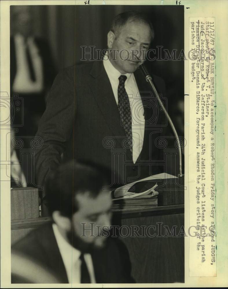 1987 Press Photo Judge Jacob Karno listens to Jefferson Parish 1988 budget - Historic Images