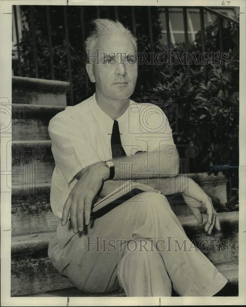 1951 Tulane Professor, Forrest LaViolette, Loves To Travel - Historic Images