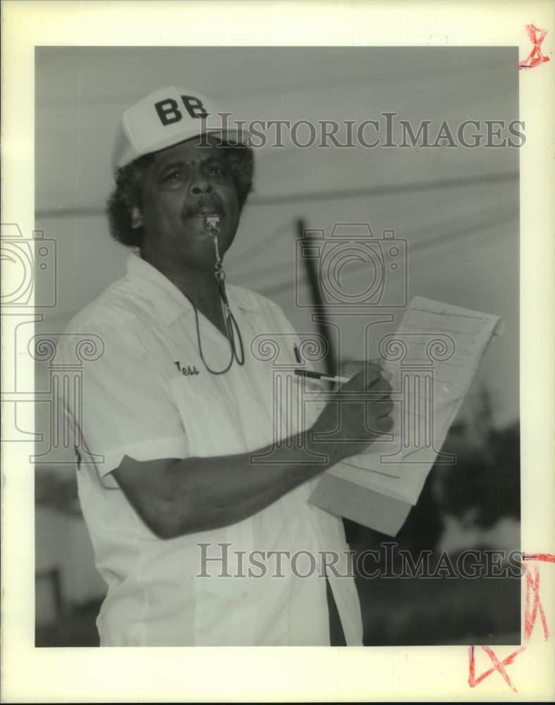 1990 Press Photo Jesse Lawrence organizer of  Broadmoor Boomers baseball club - Historic Images