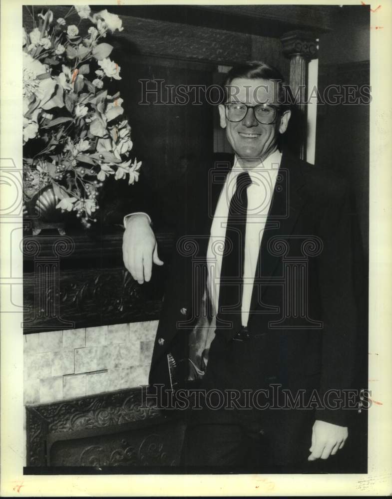 1990 Press Photo Brother Ivy LeBlanc, Brother Martin High School Auction Preview - Historic Images