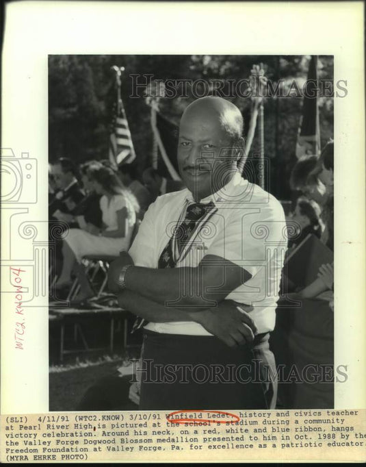 1991 Press Photo Winfield Ledet, history and civics teacher at Pearl River High - Historic Images
