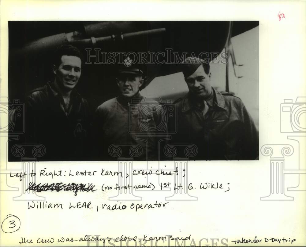 1994 Press Photo Crew chief Lester Karm with 1st Lt. G. Wikle and William Lear - Historic Images