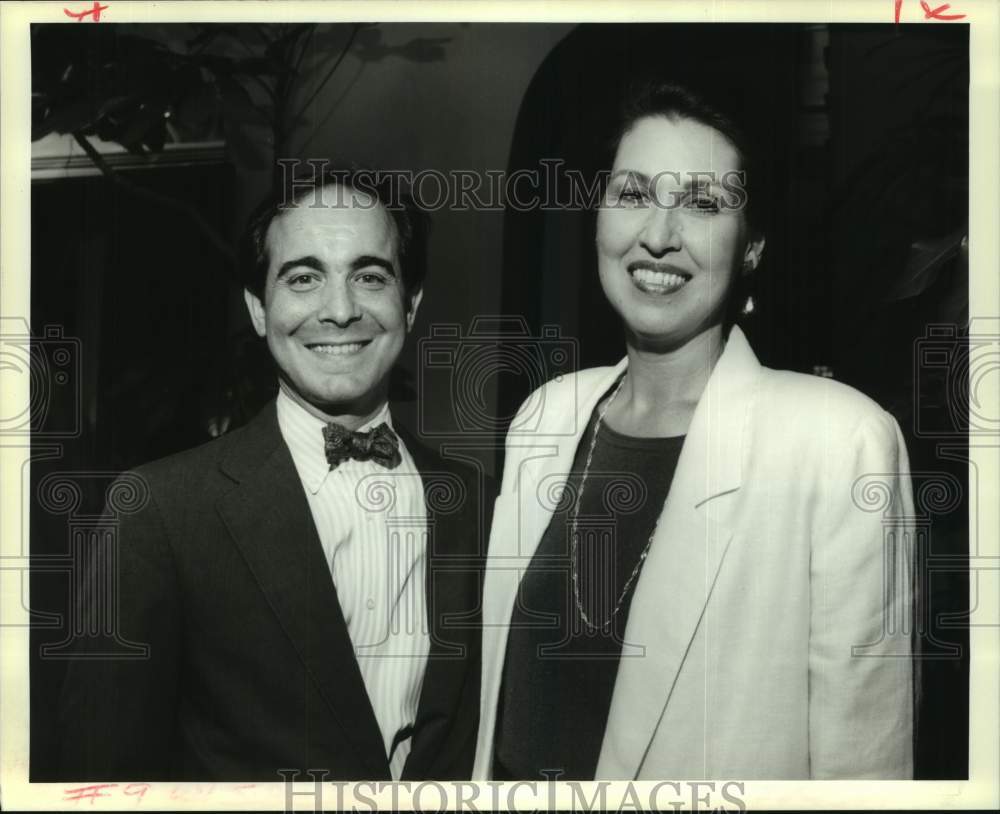 1994 Press Photo John &amp; Priscilla Lawrence at Historic New Orleans Collection - Historic Images