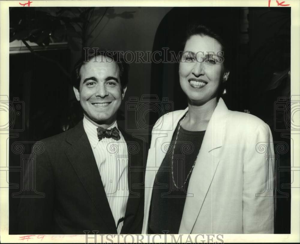 1994 Press Photo John & Priscilla Lawrence at Historic New Orleans Collection - Historic Images