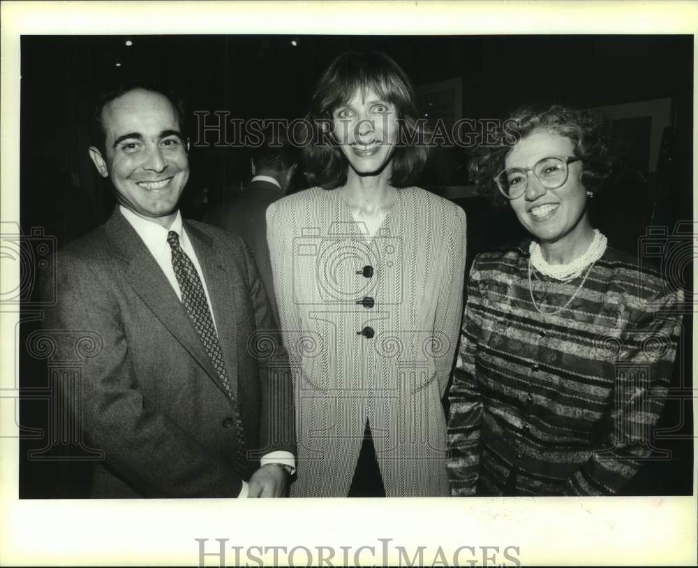 1994 Press Photo Staff of Historic New Orleans Collection - Historic Images