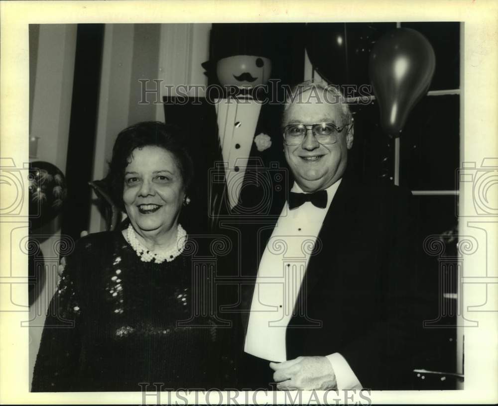 1994 Press Photo Marilyn &amp; George Lebeuf attends debutante party - Historic Images