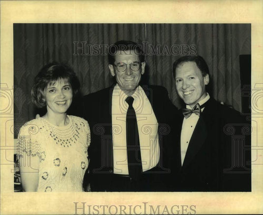 1994 Press Photo Attendees at Brother Martin Party - Historic Images