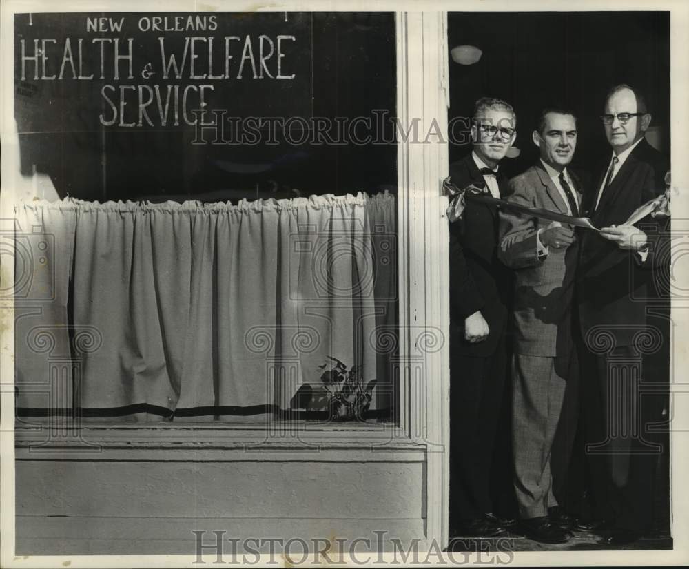 1961 Press Photo W.G. Larson, James Fitzmorris and I.M. Evans at an event-Historic Images