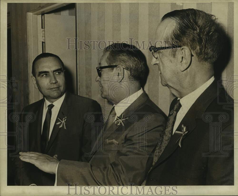 Press Photo French Officials in Louisiana gather for a conference - Historic Images