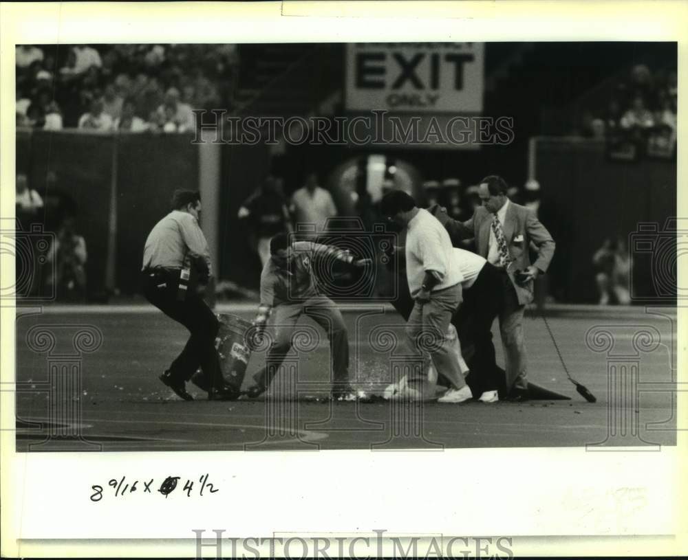 1991 Press Photo Louisiana Superdome - Fire at New Orleans Saints halftime show - Historic Images